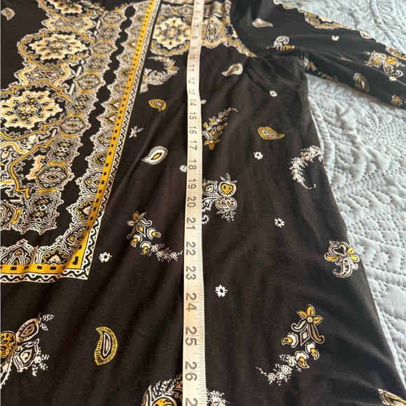 Chico’s Top - Picture 8 of 9